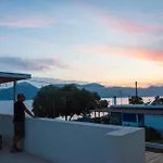 Villa Seafront House In Vathi,