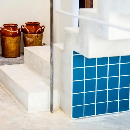 Seafront House In Vathi, Villa *