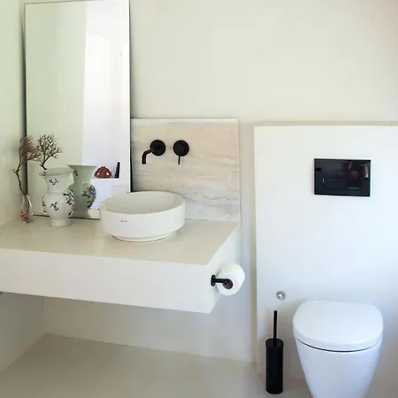 Seafront House In Vathi, Méthana