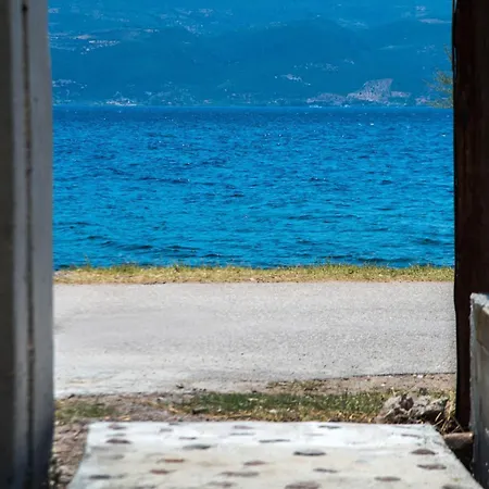 Seafront House In Vathi, Villa Méthana