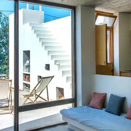 Seafront House In Vathi, Methana