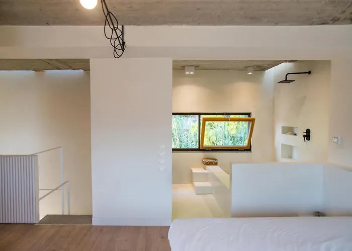 Seafront House In Vathi, Méthana