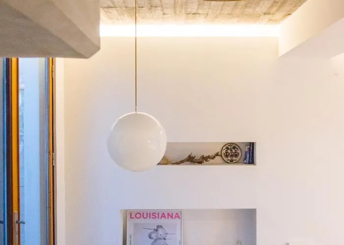 Seafront House In Vathi, Μέθανα